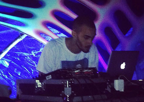 Liveact Weirdbass